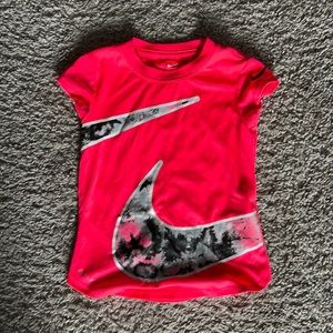 Nike t shirt